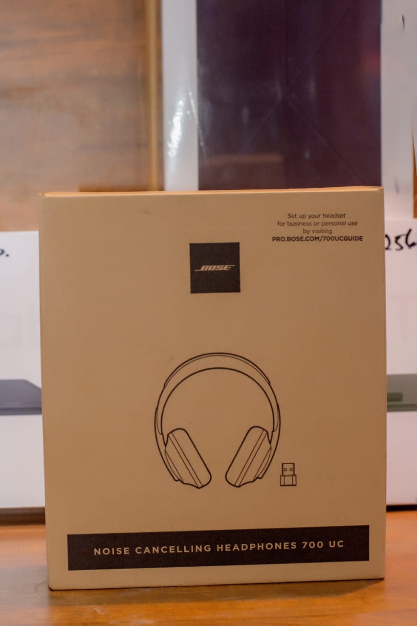 Bose Noise Cancelling Headphones 700 UC.